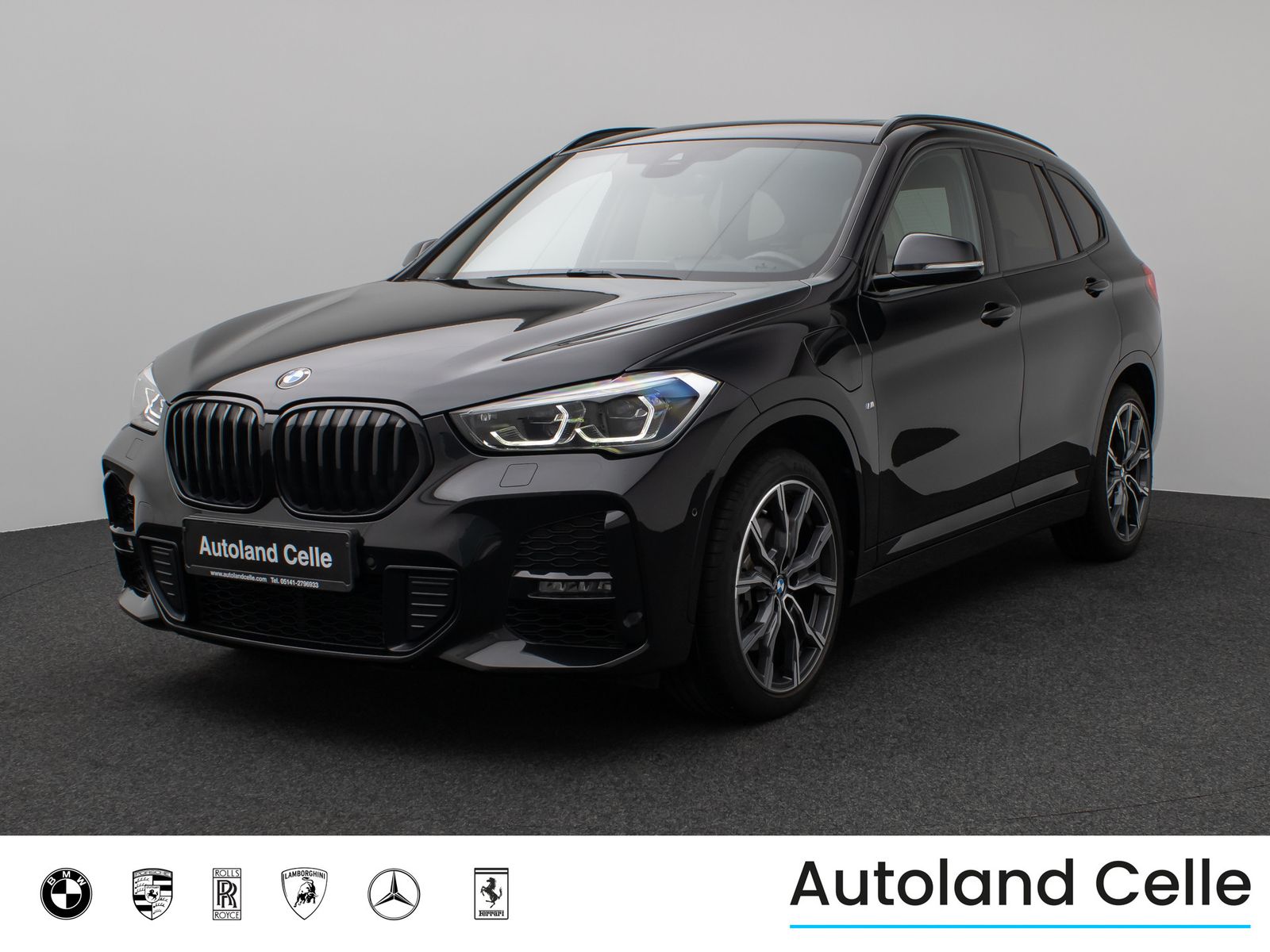 Fahrzeugabbildung BMW X1 xD25e MSport Panorama Kamera HUD DAB HiFi AHK