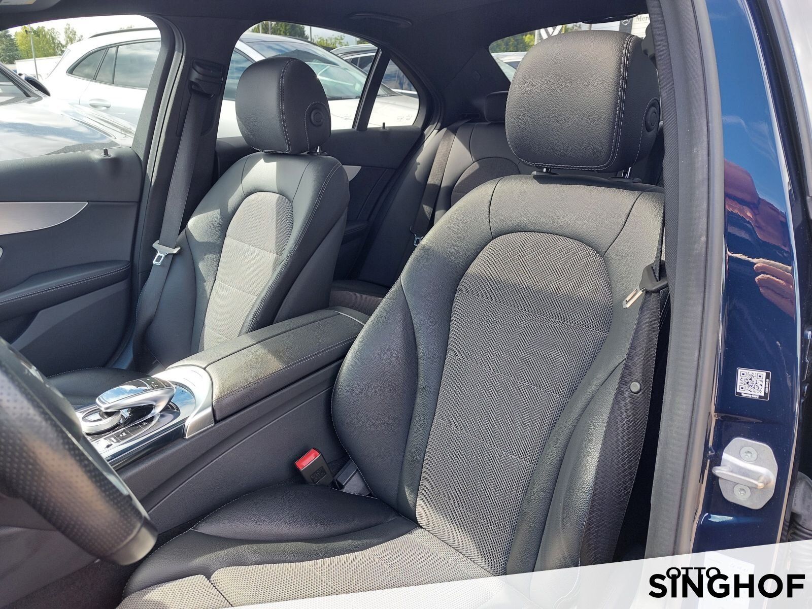 Fahrzeugabbildung Mercedes-Benz C 200 Avantgarde +4matic+LED+Night+R-Kamera+SHD+