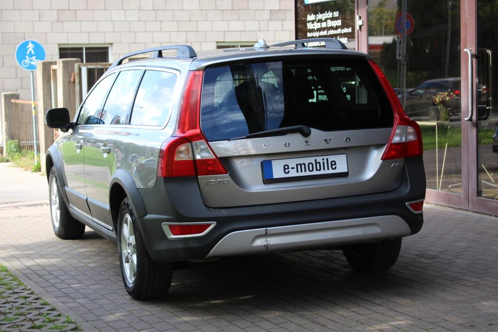Volvo XC70