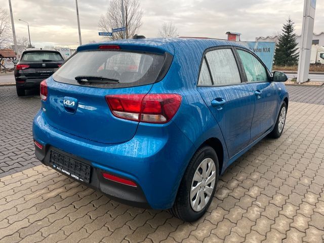 Fahrzeugabbildung Kia Rio Comfort PDC, Klima, Bluetooth