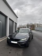 BMW M3 F80 LCI 2 / Mineralgrau / Top Ausstattung - BMW M3 in Düsseldorf