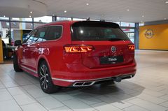 Fahrzeugabbildung Volkswagen Passat Vari. 2.0D R-LINE DSG NAVI/LED/KAMERA/AHK