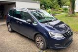 Volkswagen Sharan 2.0 TDI, 140 PS, 7-Sitzer, blau metallic