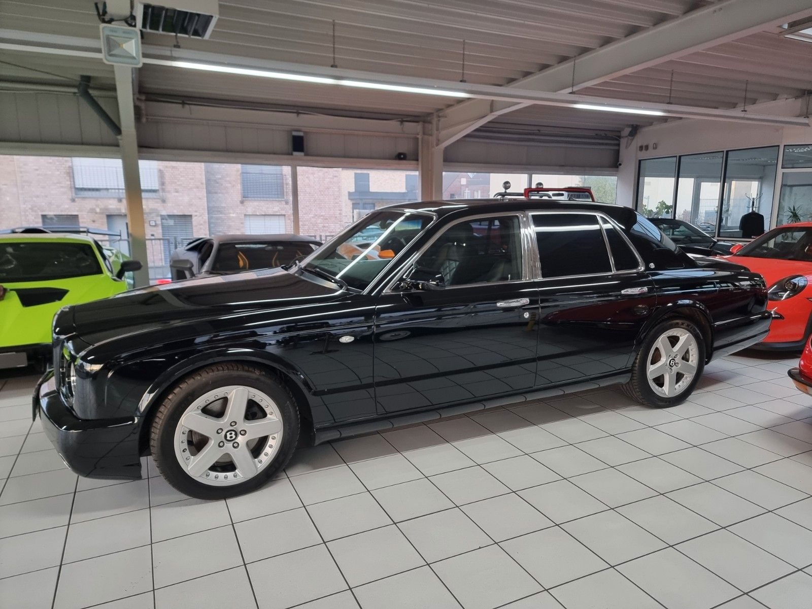 Fahrzeugabbildung Bentley Arnage T/Orig. km/Erstlack/Historie+Bestzustand