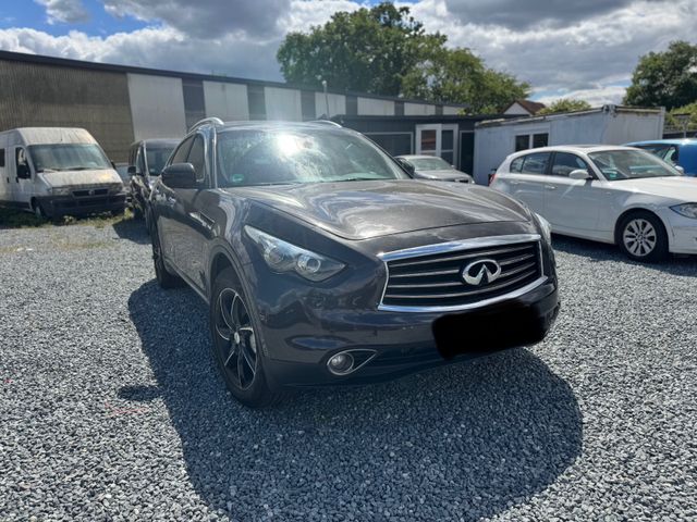 Infiniti FX 30d V6 AWD S