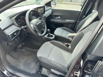 Dacia Sandero TCe90 CVT Stepway Extreme | Allwetter