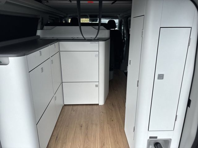 Fahrzeugabbildung Ford Tourneo Custom 2.0 320 L2 Nugget Titanium