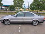 BMW 740i Auto 740i - BMW 740 aus 1994: 740i