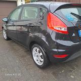 Ford Fiesta Champions Edition 2012 TÜV NEU - Ford Fiesta mit Benzin-Antrieb: Limousine, Champ