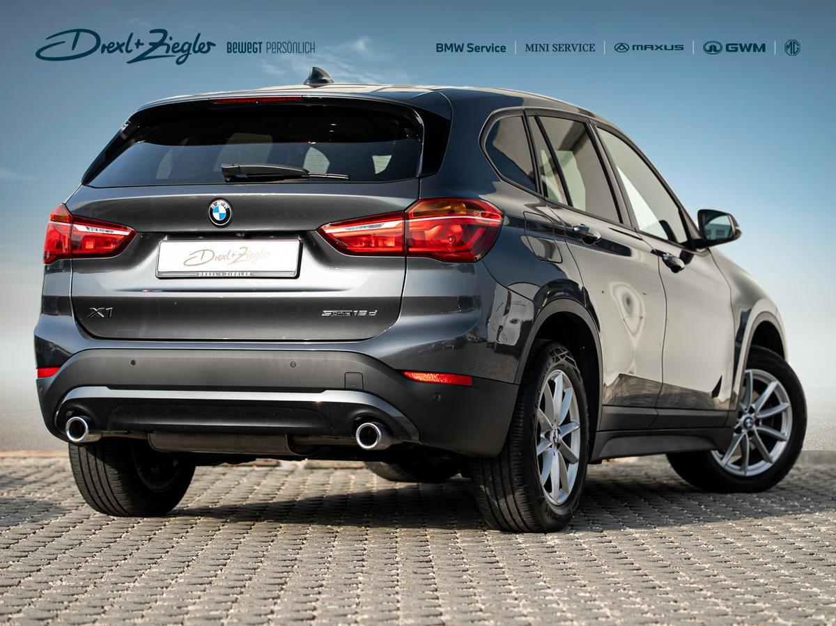 BMW X1 sDrive18d PANO HuD NaviPl HiFi eKlappe ParkAs