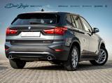 BMW X1 sDrive18d PANO HuD NaviPl HiFi eKlappe ParkAs - BMW X1 in Augsburg