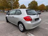 Toyota Auris 1.3 /Neue TÜV & Inspektion - Toyota Auris: 3 Türen
