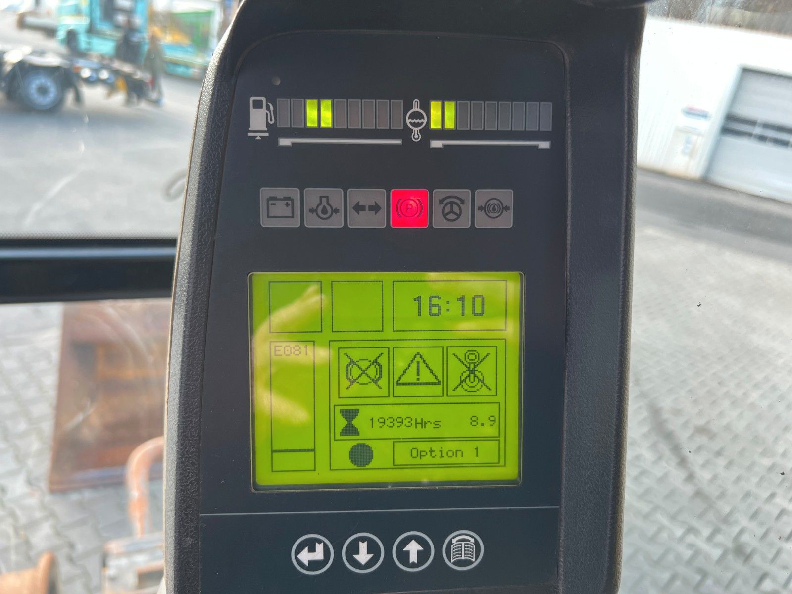 Fahrzeugabbildung Liebherr A 900 C ZW Litronic / 19.393 h / 2011