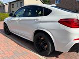 BMW X4 M40i - weiße BMW X4 M40