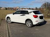 Audi Q2 35 TFSI S tronic sport Autom. Standklima Funk - Audi Q2 von privat