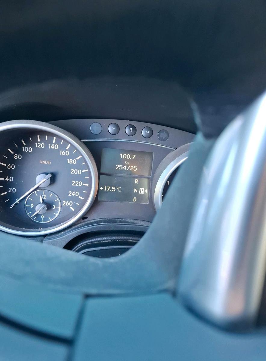 Mercedes-Benz ML280 2008 — photo 10