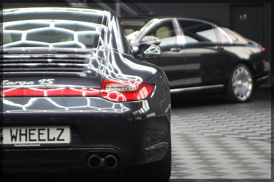 Porsche 997 Targa 4S PDC / PANO / NAVI / SCHECKHEFT