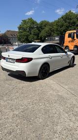 BMW 530e - Scheckheft M Paket Facelift  - BMW 5er Reihe: Facelift
