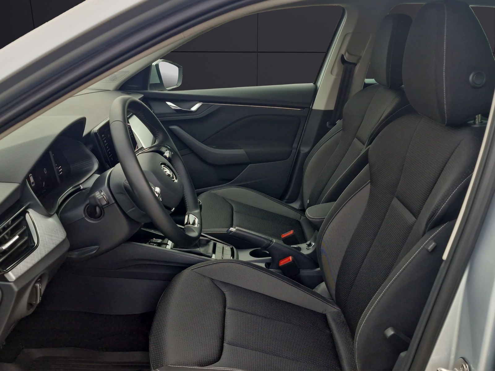 Fahrzeugabbildung SKODA Scala Tour 1.0 TSI LED Navi SHZ VC