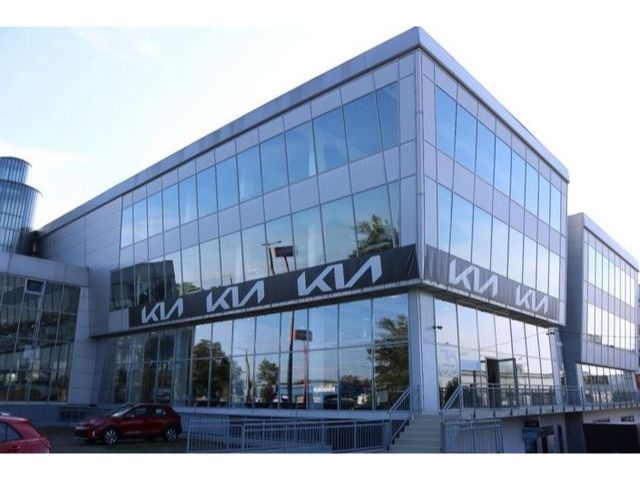 Fahrzeugabbildung Kia EV6 77,4 kWh Garantie LED AWD Kamera SHZ+LHZ LFA