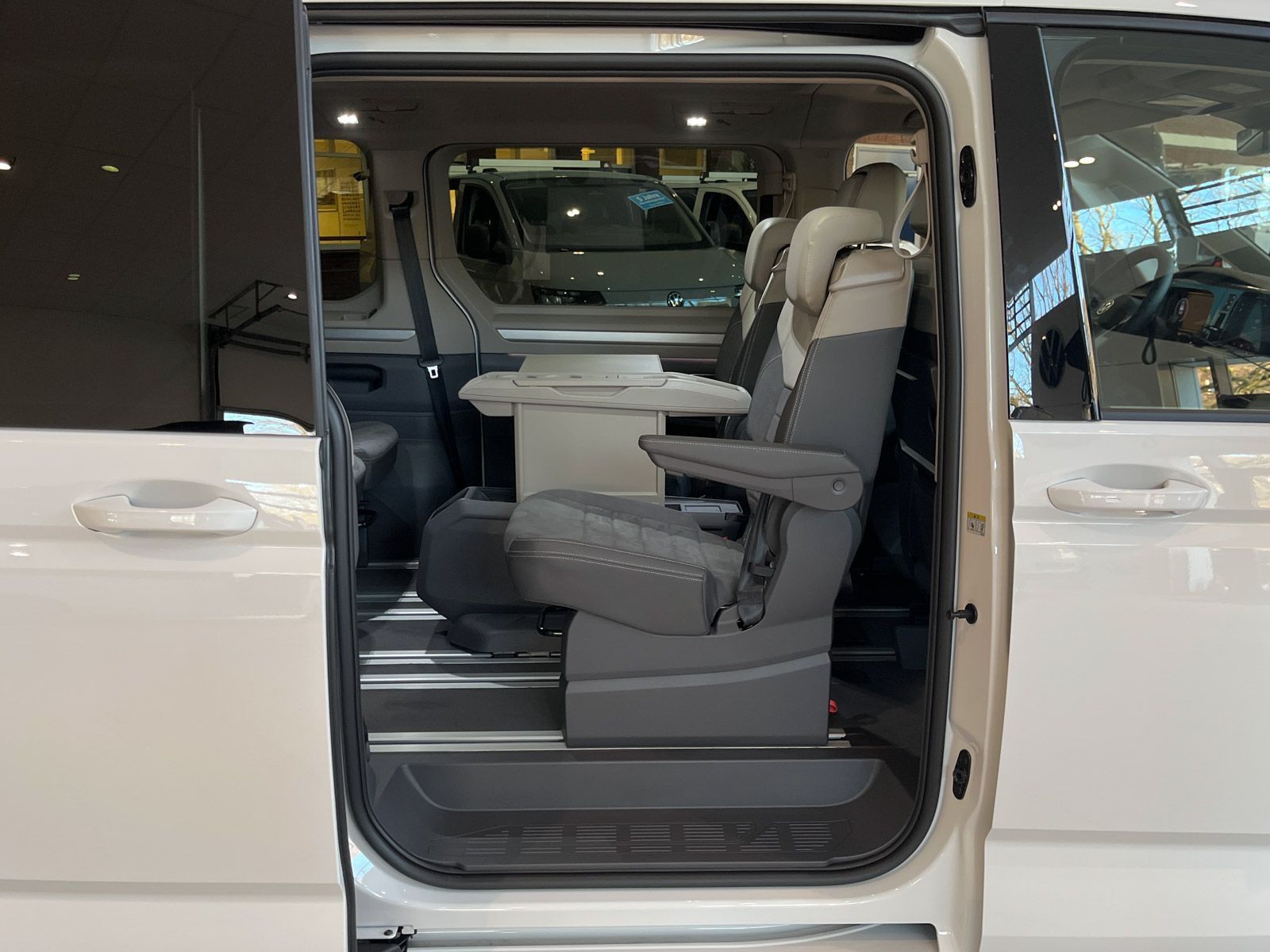Volkswagen T7 Multivan - Bild 9