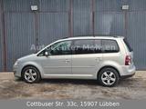 Volkswagen Touran United (Nr. 097) - Volkswagen Touran aus 2009: United