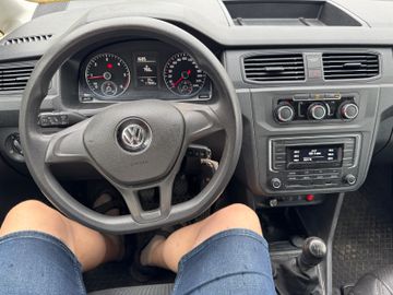 Volkswagen Caddy - 11