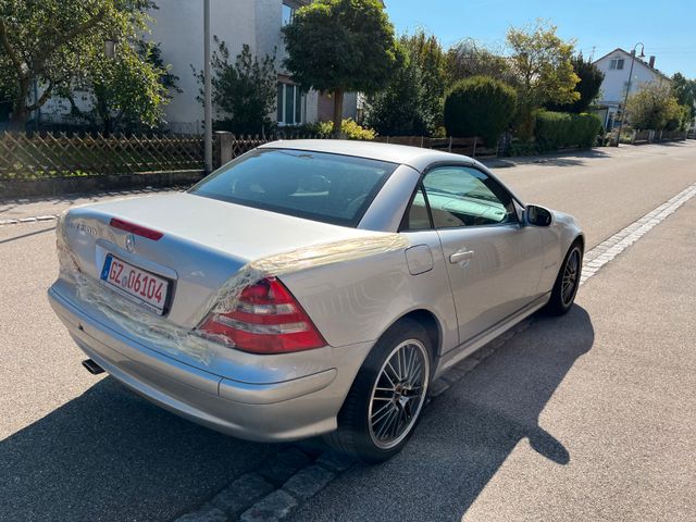 Mercedes-Benz SLK 200 Komp,43TKM,Euro4,Leder,KLIMA,Heckschaden