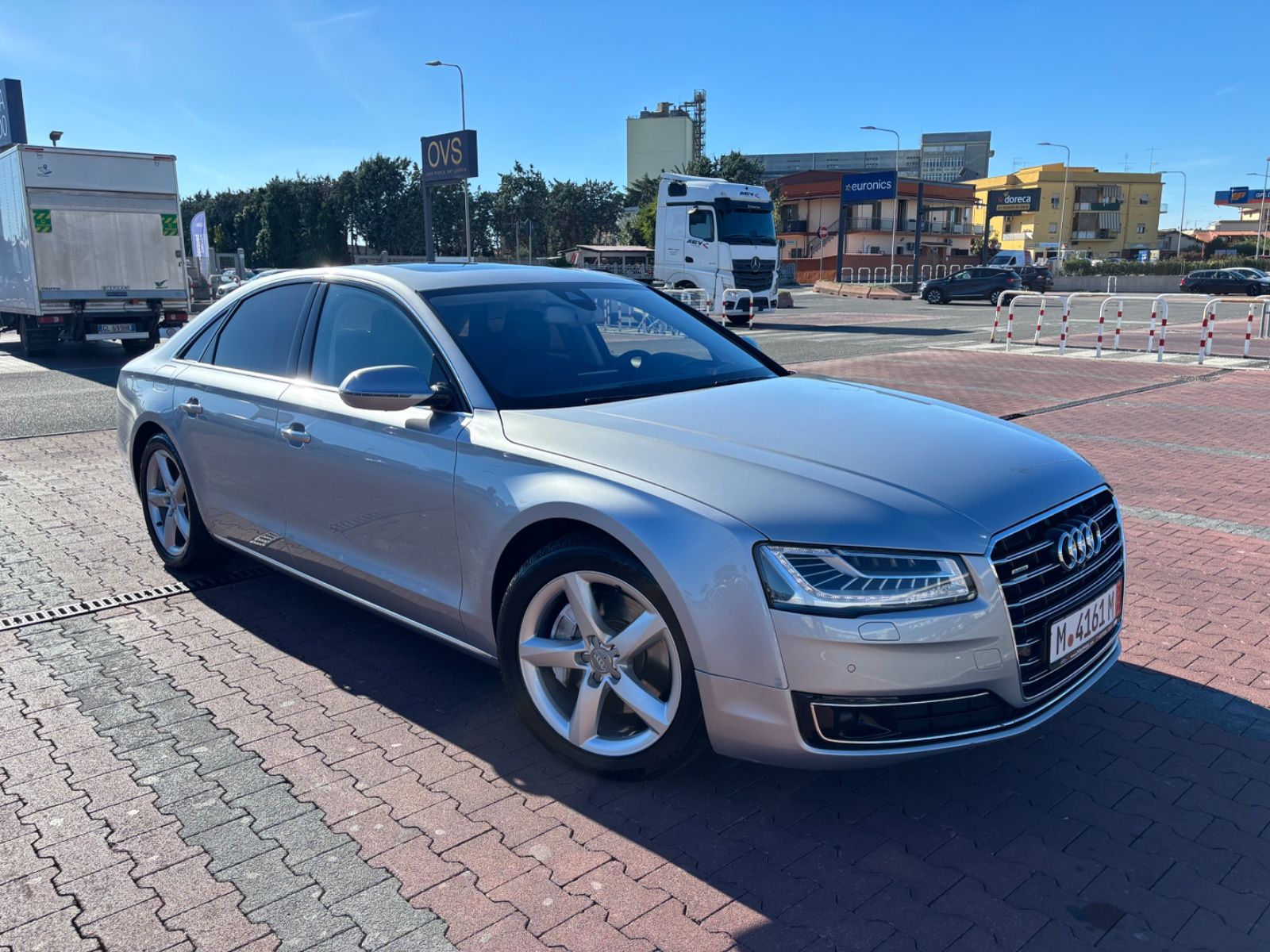 AUDI A8 3.0 TDI tiptronic quattro -