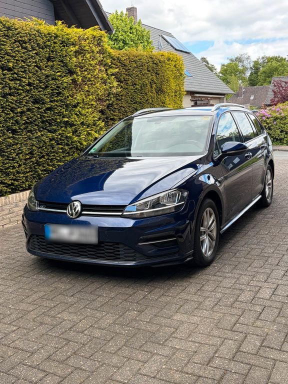 Image of Volkswagen Golf