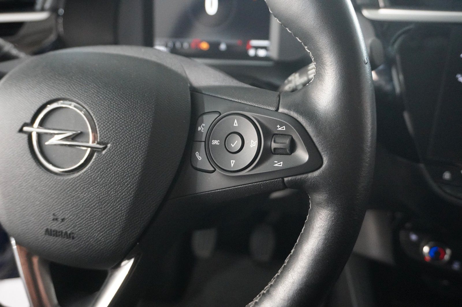 Fahrzeugabbildung Opel Corsa F 1.5D ELEGANCE NAVI/LED/KAMERA/VIRT./DAB+