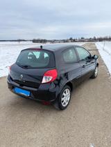 Renault Clio Yahoo 1.2 16V gepflegt zuverlässig - Renault Clio mit 3 Türen