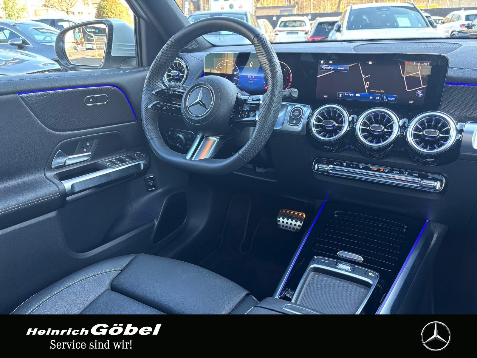 Fahrzeugabbildung Mercedes-Benz GLB 200 d AMG PANO LEDER WP KAM VZA AUG-REA ASA
