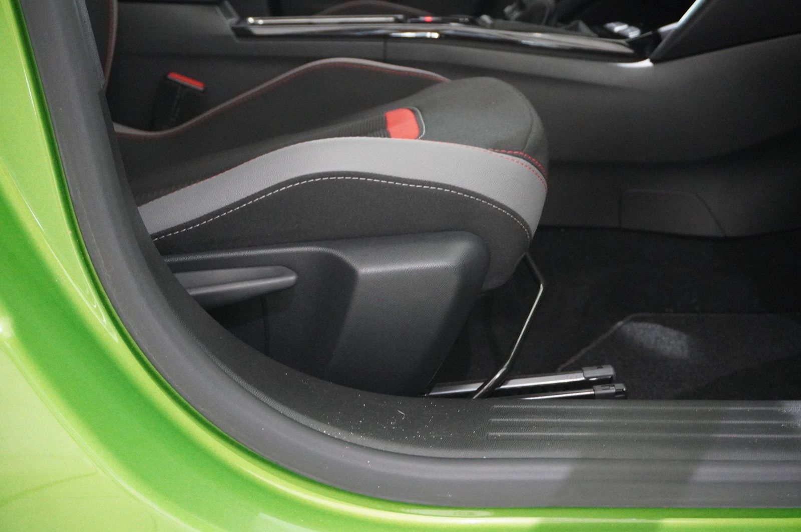 Fahrzeugabbildung Opel Mokka 1.2T GS LINE NAVI/LED/KAMERA/SPORT/DAB+