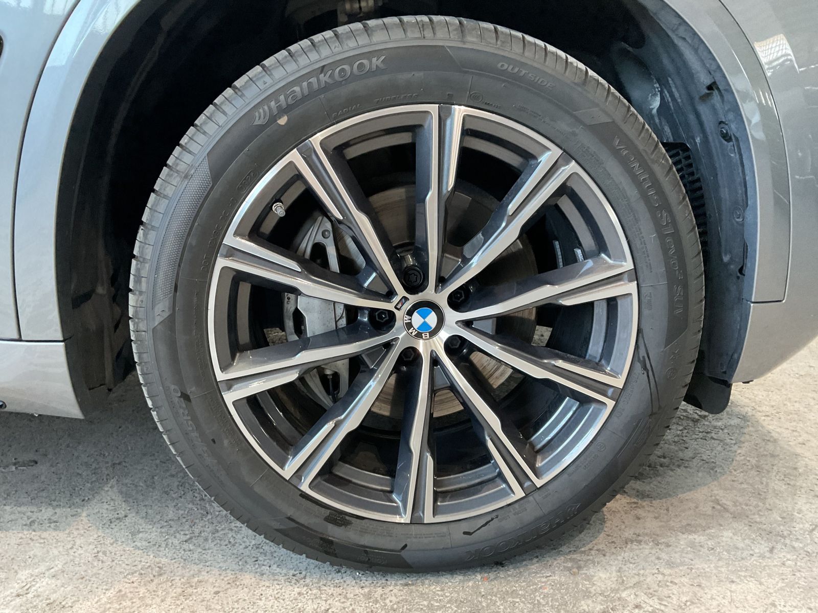 Fahrzeugabbildung BMW X5 xDrive30d Panorama Glasdach, Sitzhzg. vo+hi,