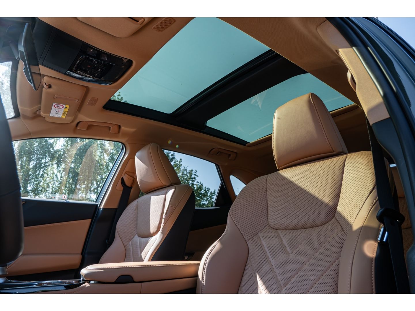 Lexus NX 450h - Bild 14