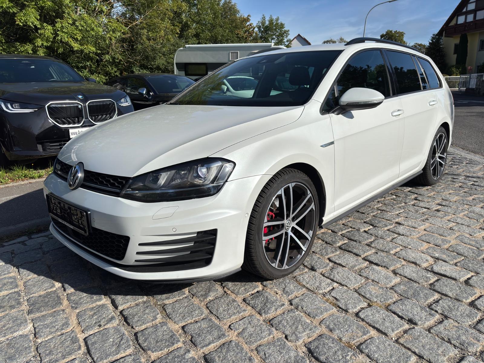 Volkswagen Golf VII 2.0 TDI DSG GTD Variant NaviPro DCC