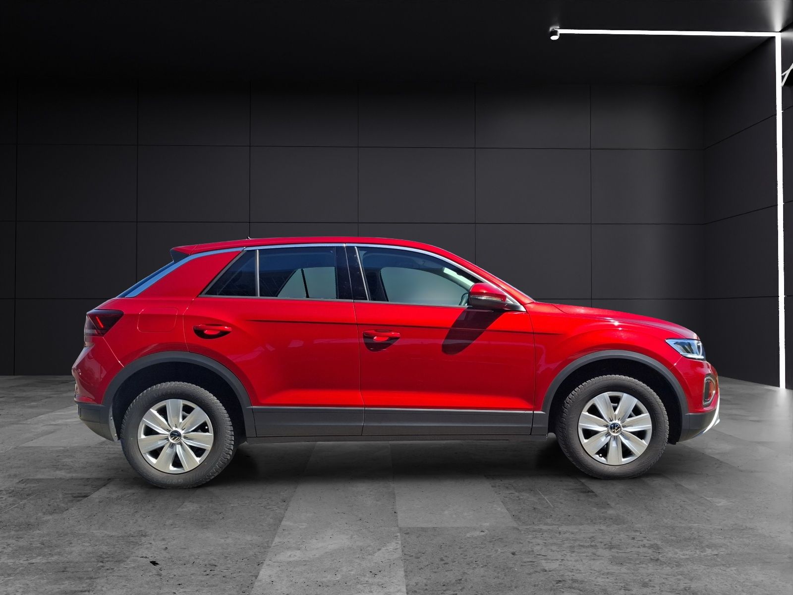 Fahrzeugabbildung Volkswagen T-Roc TSI LED AHK AID LANE Assist