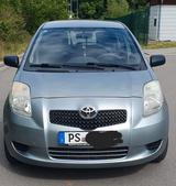 Toyota Yaris 1,3-l-VVT-i Luna Luna - Toyota Yaris Luna mit Benzin-Antrieb