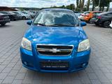 Chevrolet Aveo 1.2 - blaue Chevrolet Aveo