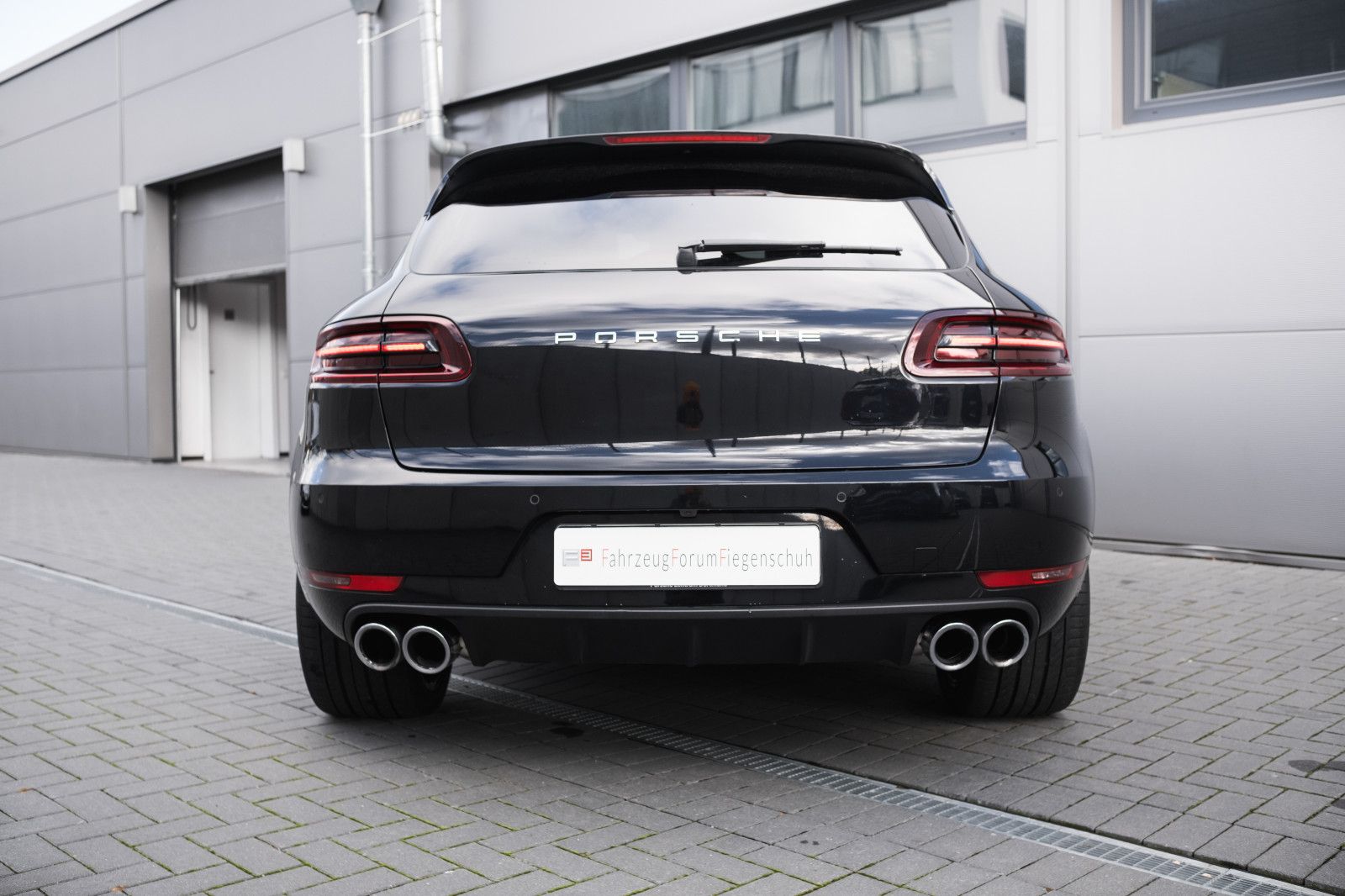 Fahrzeugabbildung Porsche Macan S Diesel-BOSE-Approved-Steuer-Kam.-PAS
