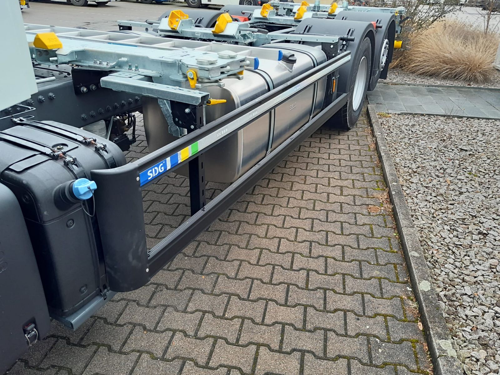 Fahrzeugabbildung DAF FAN XG 480 BDF 1120-1320 Multi