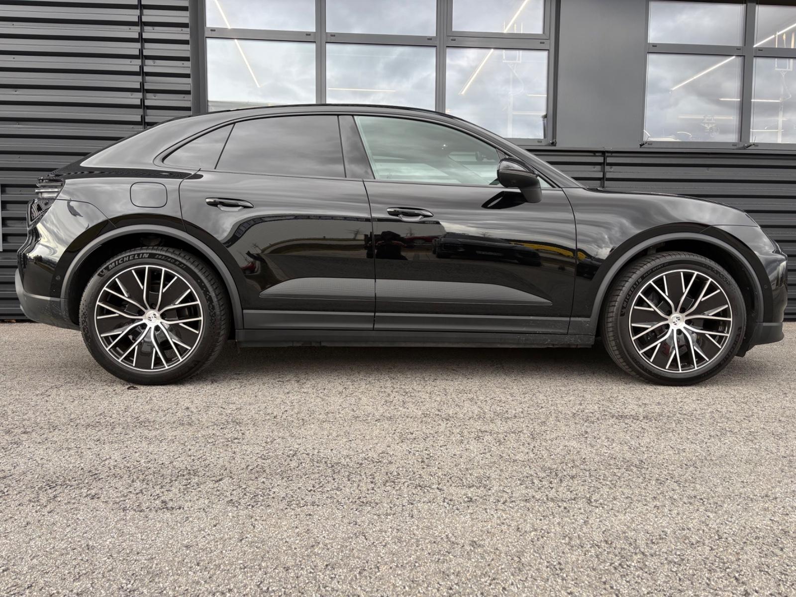 Porsche Macan Electric 4 LUFT PANO-BOSE-PAS-EL.AHK-21-DP
