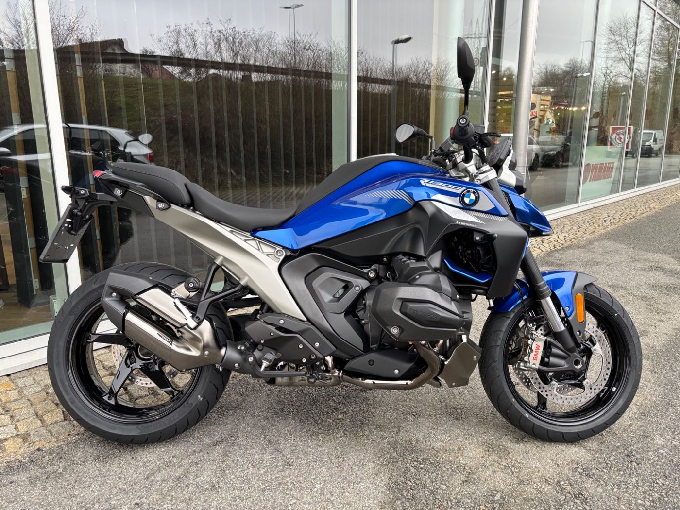 Fahrzeugabbildung BMW R 1300 R Exclusive 3 Pakete