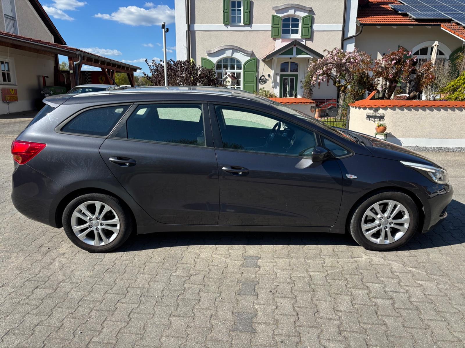 Kia cee'd / Ceed 1.6 Edition 7 Sportswagoon 1.Hand