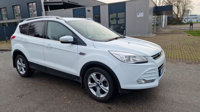 Ford Kuga Trend 1 Hand TÜV neu