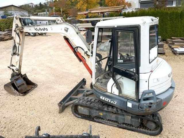 Kubota KX 121-3A + SW + Löffel + Zweischalengreifer DE