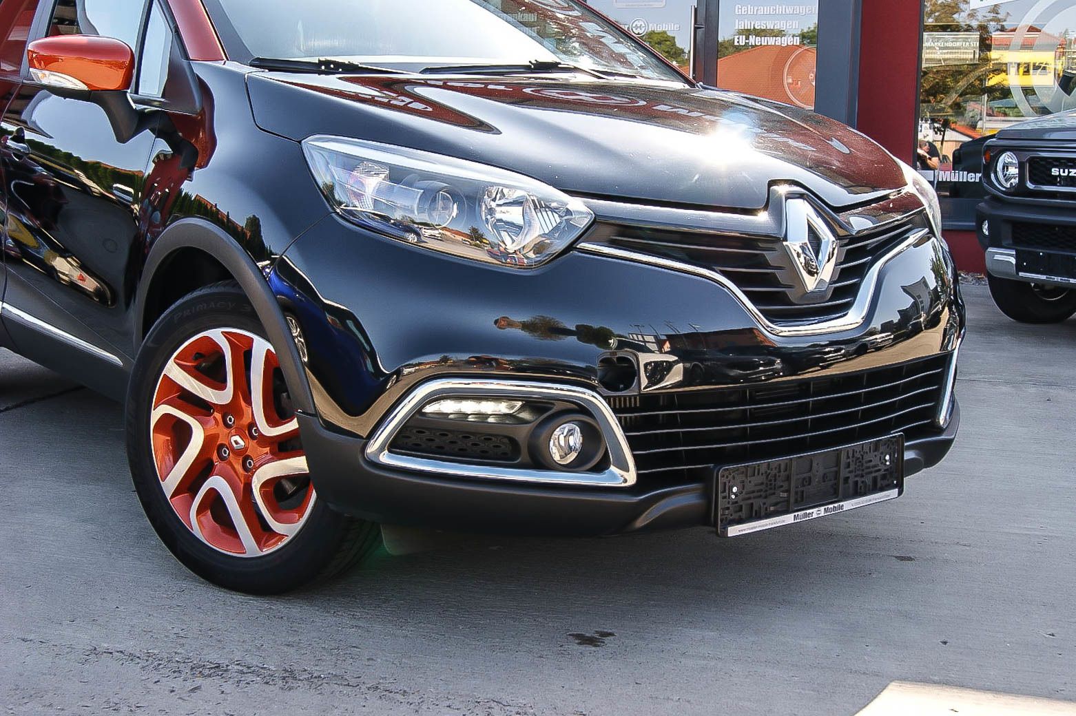 Fahrzeugabbildung Renault Captur Dynamique 1.2 DSG NAVI STANDHEIZUNG 49Tkm