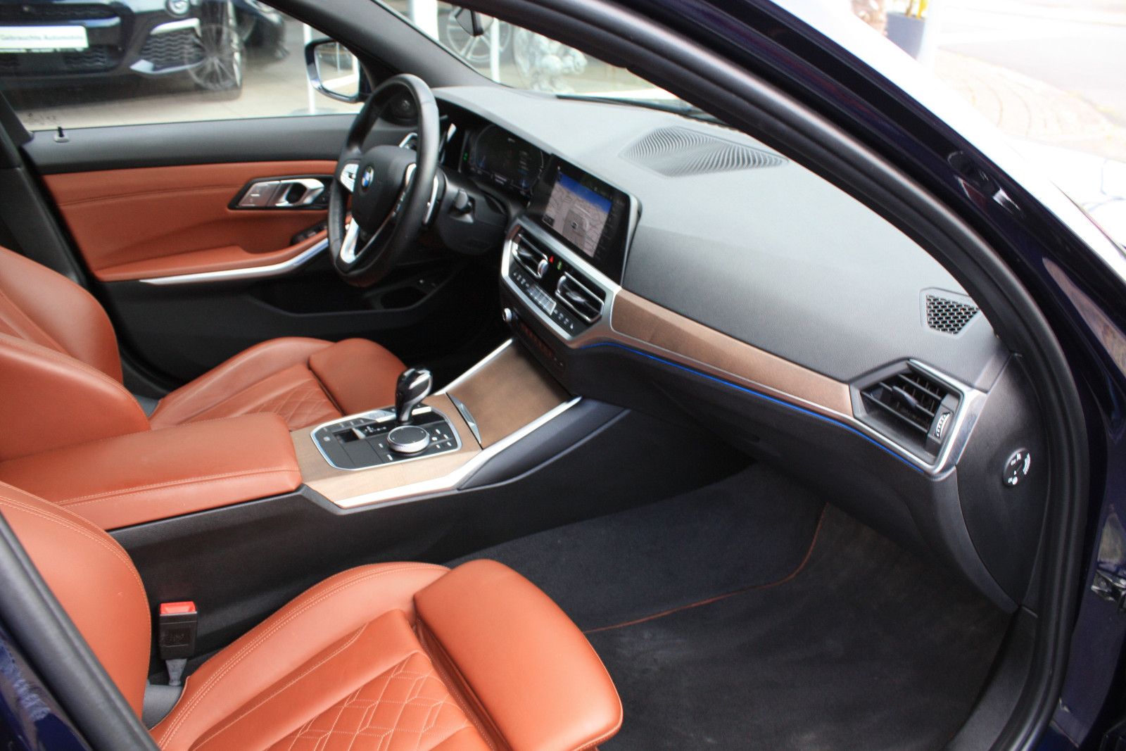 BMW 330 3 Touring 330 e xDrive Sport Line foto 16