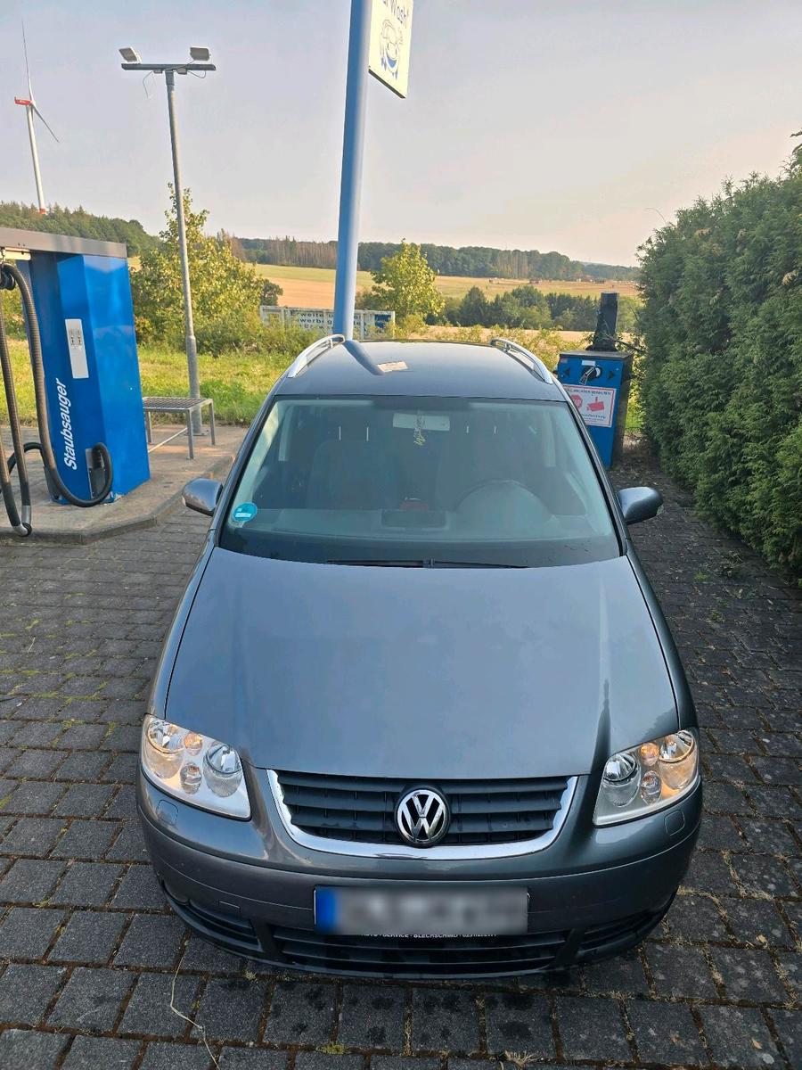 Volkswagen Touran, 2005